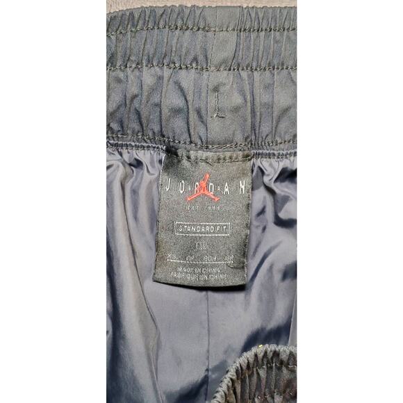 Air Jordan Sz XS Winter Utility Womens Pants Joggers Black Silver CW6500 C33-9 - Picture 5 of 10